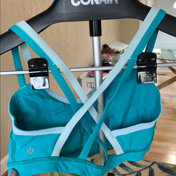 Lululemon sports bra - Picture 2 of 5